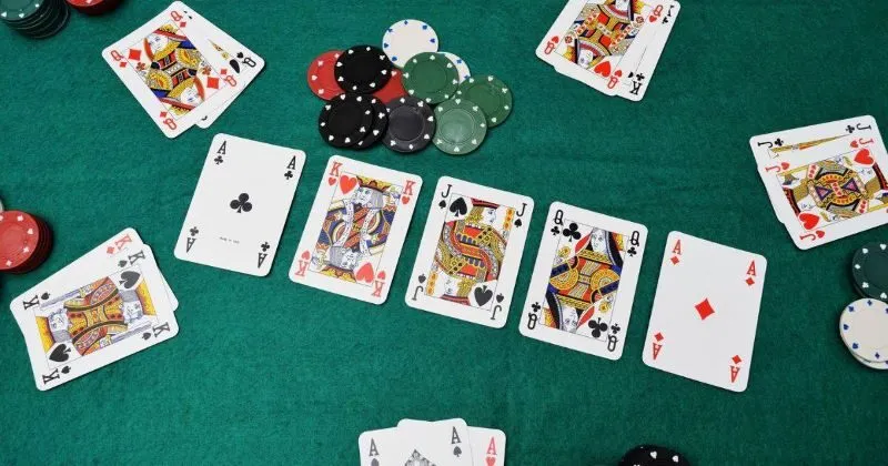 Luật chơi sâm miền Bắc là cần học cách xếp bài hiệu quả